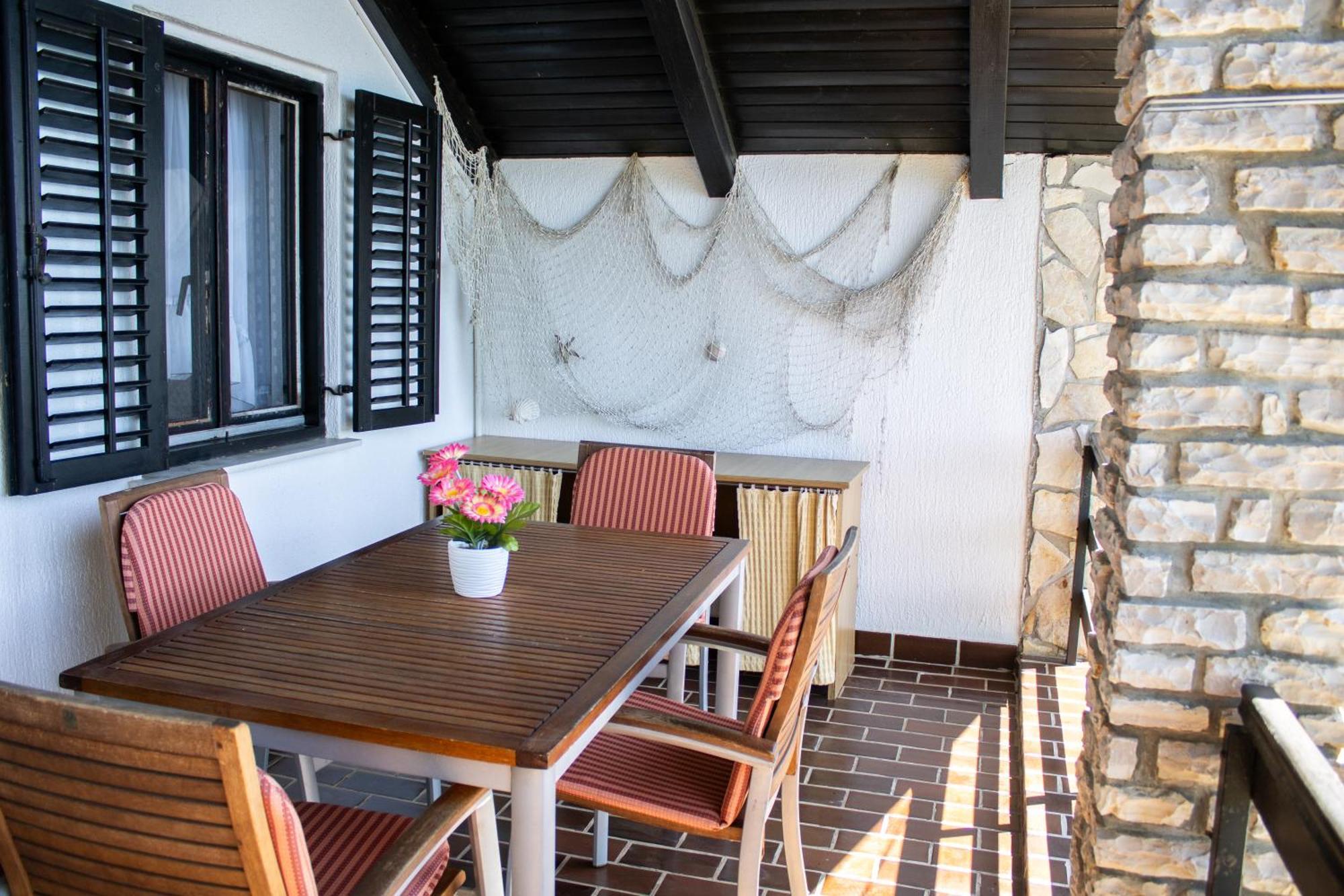House Private Nyaraló Bibinje
